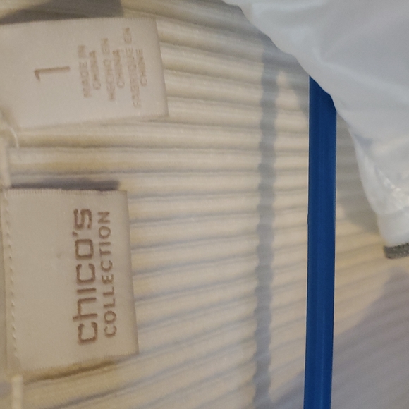 Chico"s White light jacket - Picture 2 of 2